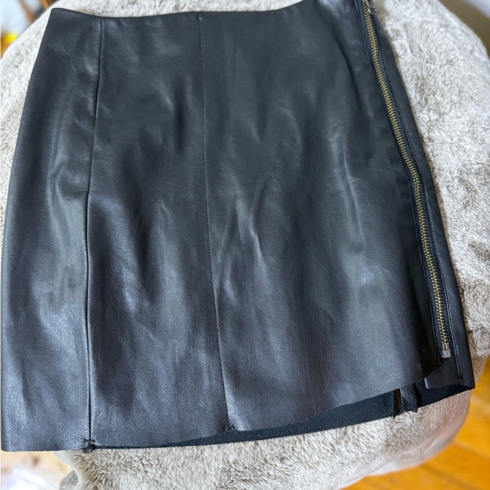 Junkfood Faux Leather Skirt Size Size 1